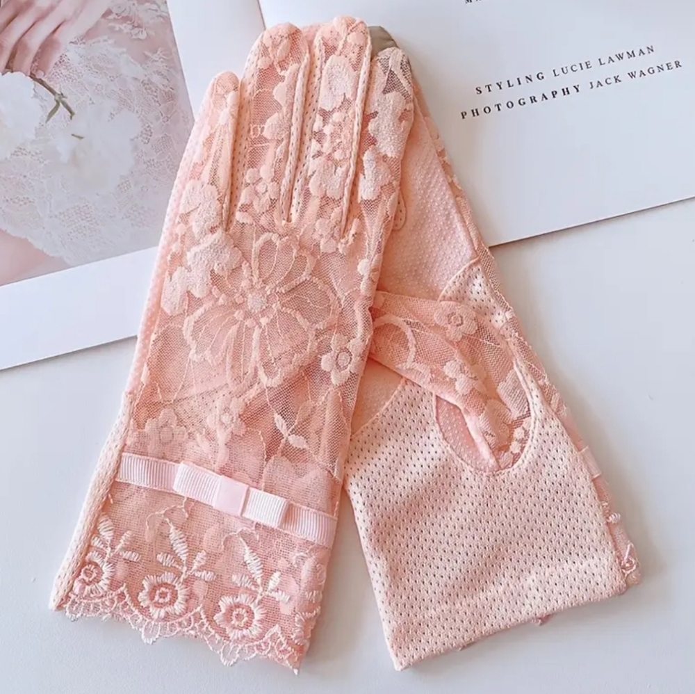 🐎NEW! Retro 1940's Style Pink Lace Gloves OS